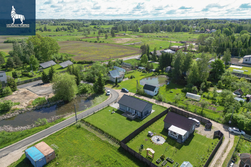Parduodamas namas Vilniaus r. sav., Brinkiškių k., Žalumos 27-oji, 52.64 m2 ploto, 1 aukštai 18