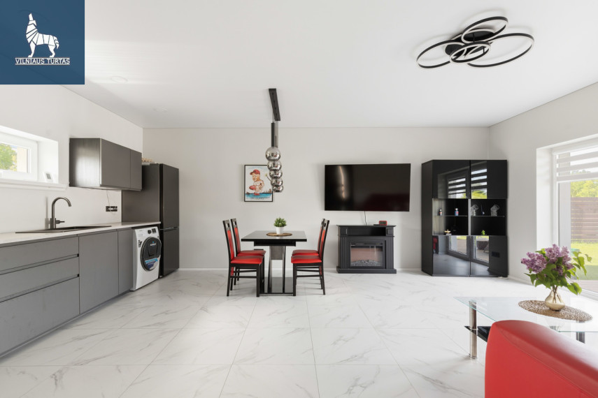 Parduodamas namas Vilniaus r. sav., Brinkiškių k., Žalumos 27-oji, 52.64 m2 ploto, 1 aukštai 23