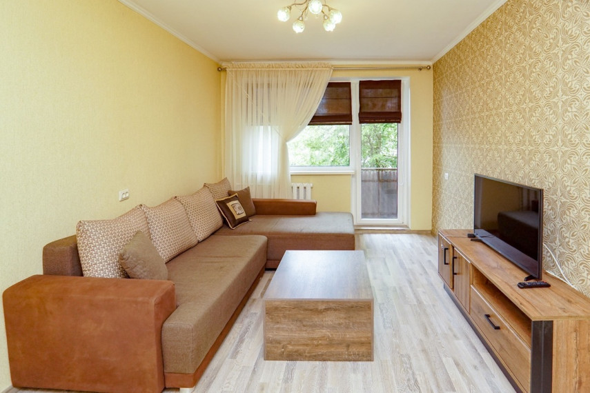 Nuomojamas butas Nemuno g., Panevėžio m., Panevėžio m. sav., 32 m2 ploto, 1 kambariai 1