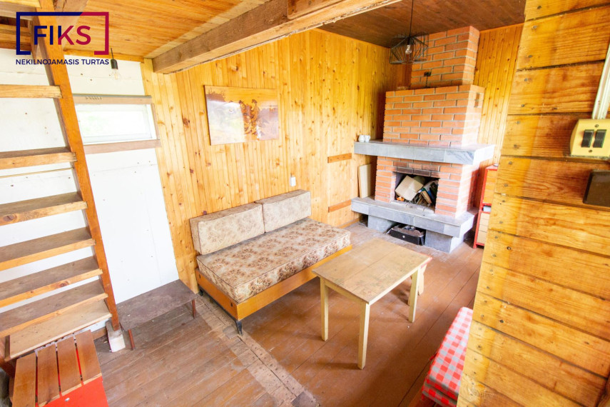 Parduodamas namas Varnėnų g., Salių k., Kauno r. sav., 29.00 m² ploto 2 kambariai 4