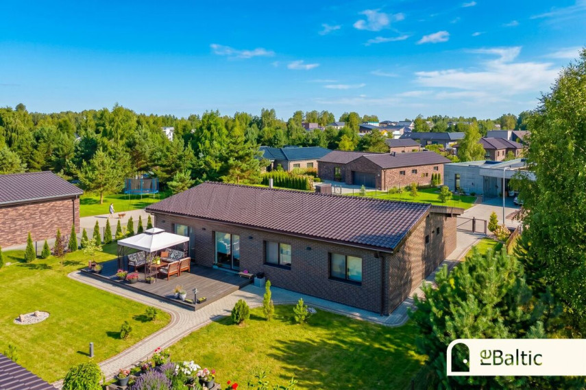 Parduodamas namas Astrų g., Lindiniškių k., Vilniaus r. sav., 224.08 m2 ploto, 1 aukštai 4