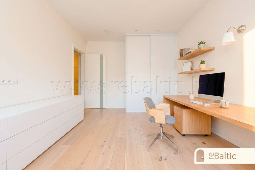 Parduodamas namas Astrų g., Lindiniškių k., Vilniaus r. sav., 169.58 m2 ploto, 1 aukštai 17