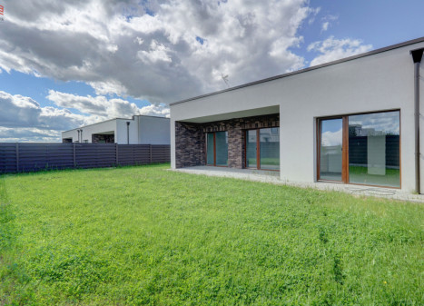 Parduodamas namas Fabriko g., Trakų Vokė, Vilniaus m., Vilniaus m. sav., 144 m2 ploto, 1 aukštai Parduodamas namas Fabriko g., Trakų Vokė, Vilniaus m., Vilniaus m. sav., 144 m2 ploto, 1 aukštai