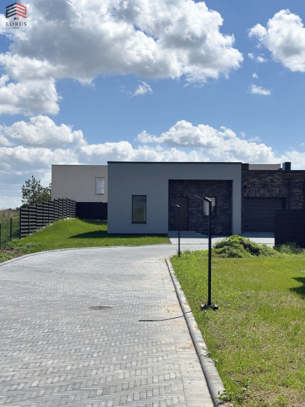 Parduodamas namas Fabriko g., Trakų Vokė, Vilniaus m., Vilniaus m. sav., 144 m2 ploto, 1 aukštai 25
