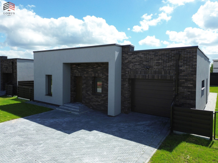 Parduodamas namas Fabriko g., Trakų Vokė, Vilniaus m., Vilniaus m. sav., 144 m2 ploto, 1 aukštai 28