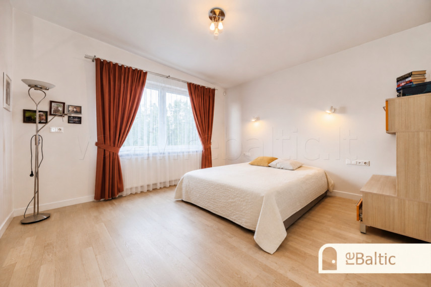 Parduodamas namas Motiejaus Valančiaus g., Bendorių k., Vilniaus r. sav., 135.66 m2 ploto, 2 aukštai 8