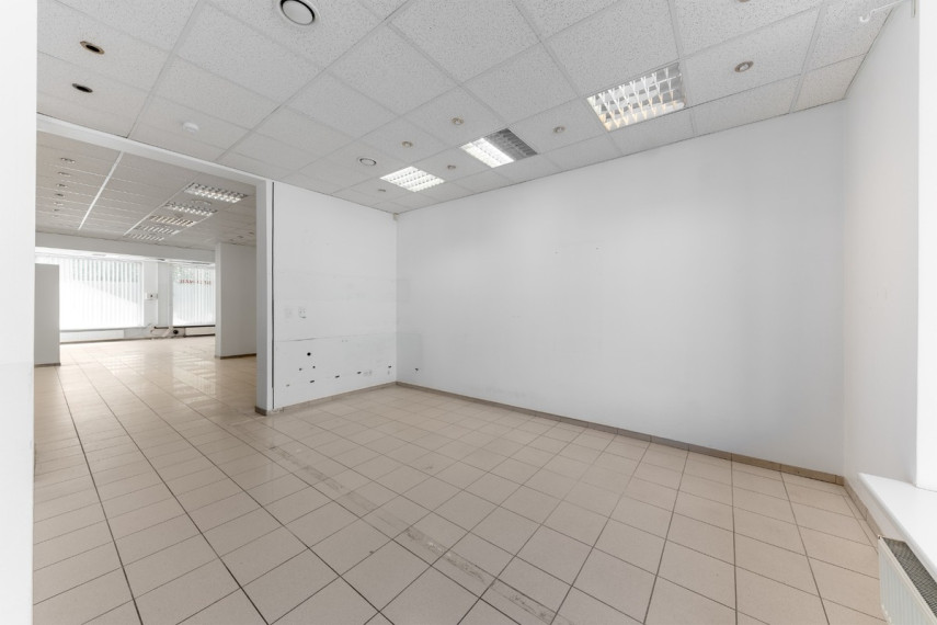 Parduodamos administracinės, kitos paskirties, paslaugų, prekybos patalpos Laisvės pr., Vilniaus m., Vilniaus m. sav., 100 m2 ploto 1