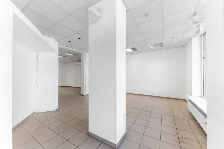 Parduodamos administracinės, kitos paskirties, paslaugų, prekybos patalpos Laisvės pr., Vilniaus m., Vilniaus m. sav., 100 m2 ploto 4