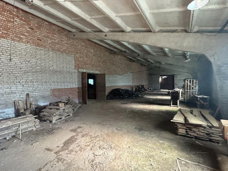 Parduodamos patalpos Adomiškio k., Utenos r. sav., 1477.39 m² ploto 9