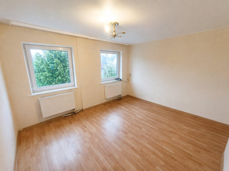 Parduodamas butas Stoties g., Ukmergės m., Ukmergės r. sav., 56 m² ploto 3 kambariai 5
