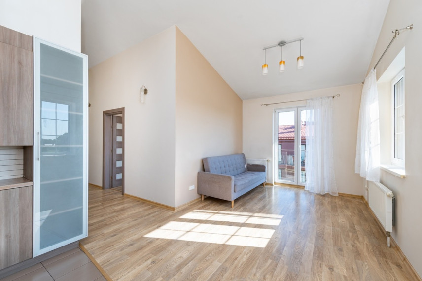 Parduodamas butas Stirnų g., Noreikiškių k., Kauno r. sav., 71 m2 ploto, 4 kambariai 4