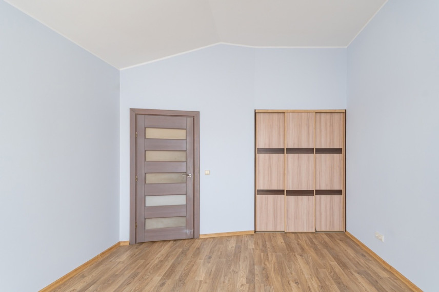 Parduodamas butas Stirnų g., Noreikiškių k., Kauno r. sav., 71 m2 ploto, 4 kambariai 8