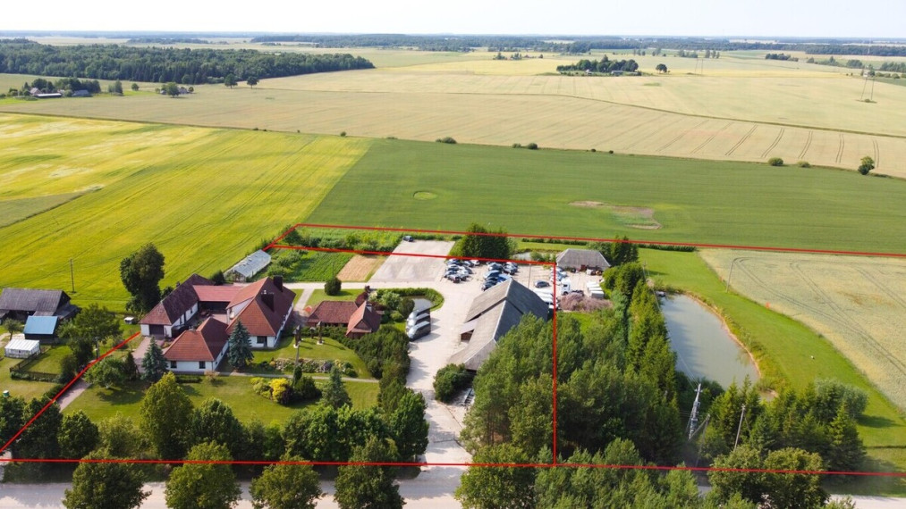 PARDUODAMAS GYVENAMASIS NAMAS LIEPŲ G., PESLIŠKIŲ K. 19