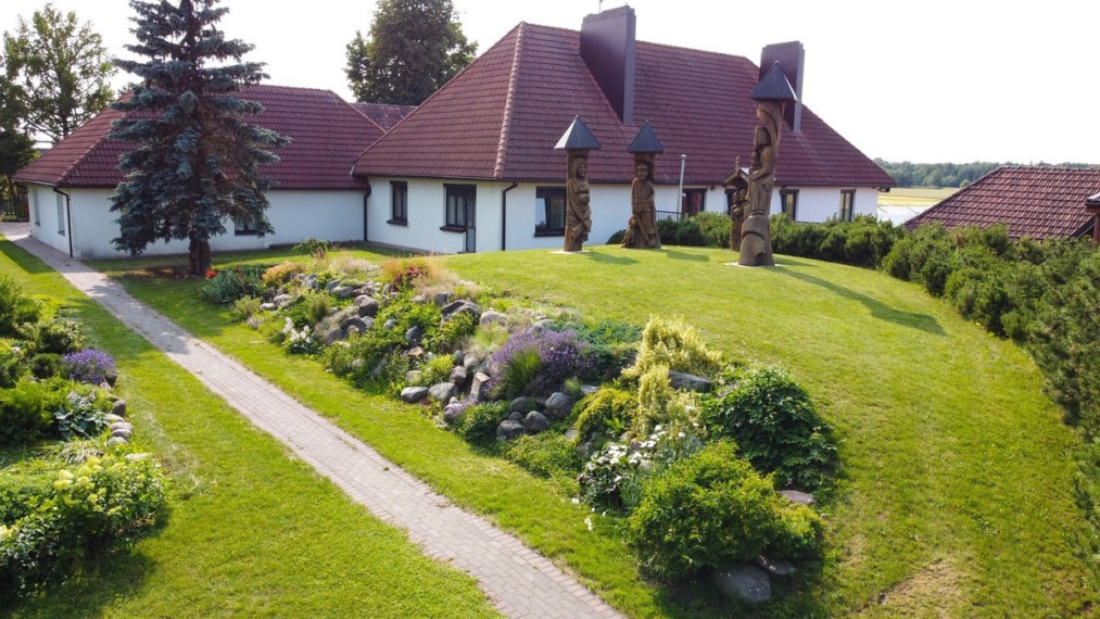 PARDUODAMAS GYVENAMASIS NAMAS LIEPŲ G., PESLIŠKIŲ K. 20