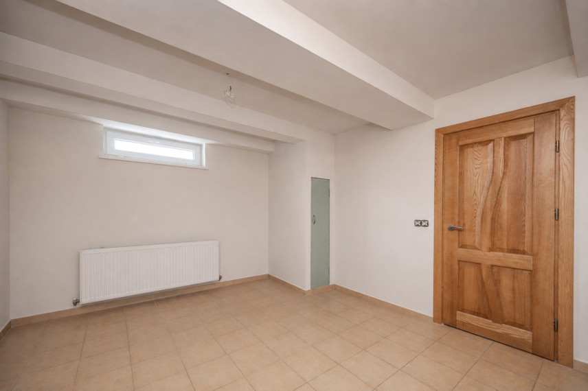 Parduodamas namas Naujanerių Sodų 4-oji g., Vilniaus m., Vilniaus m. sav., 165.95 m2 ploto, 2 aukštai 18