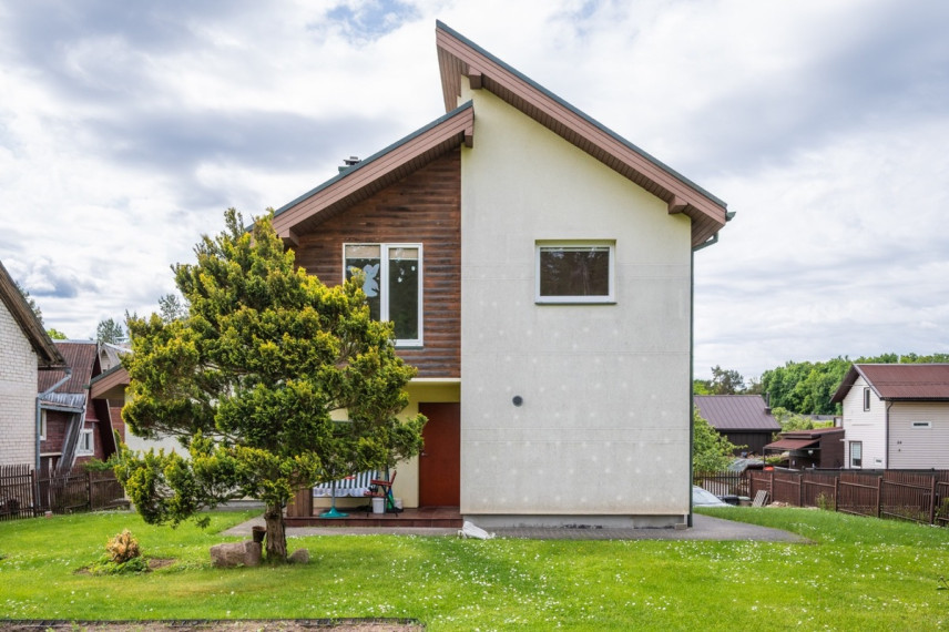 Parduodamas namas Naujanerių Sodų 4-oji g., Vilniaus m., Vilniaus m. sav., 165.95 m2 ploto, 2 aukštai 24
