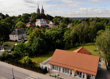 Parduodamas namas Čekiškės g., Vilkijos m., Kauno r. sav., 277.55 m2 ploto, 1 aukštai Parduodamas namas Čekiškės g., Vilkijos m., Kauno r. sav., 277.55 m2 ploto, 1 aukštai
