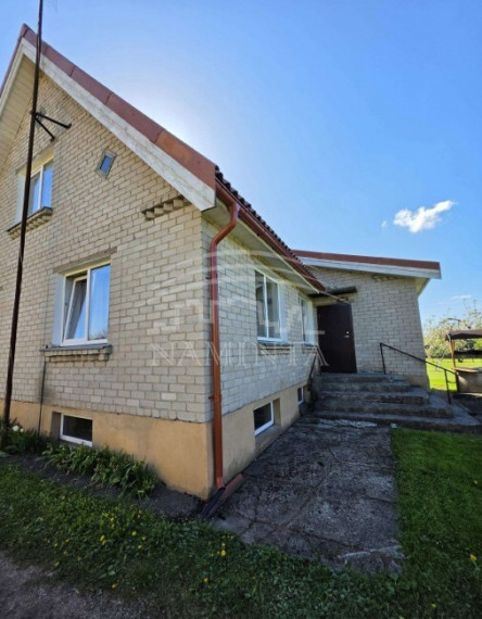 Parduodamas namas Salantų m., Kretingos r. sav., 186 m2 ploto, 2 aukštai 10