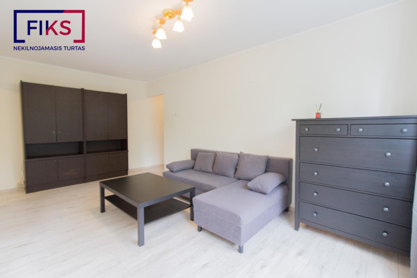Parduodamas butas Kovo 11-osios g., Dainava, Kauno m., Kauno m. sav., 47 m² ploto 3 kambariai 4