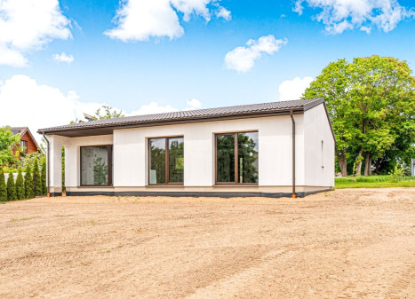 Parduodamas namas Linksmoji g., Trakų m., Trakų r. sav., 100.9 m2 ploto, 1 aukštai Parduodamas namas Linksmoji g., Trakų m., Trakų r. sav., 100.9 m2 ploto, 1 aukštai