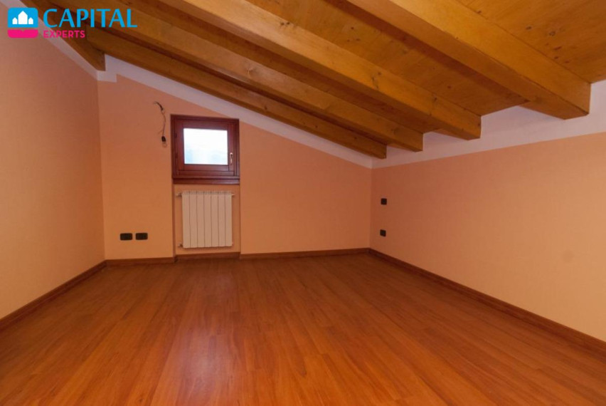 Parduodami 80 kv.m. apartamentai su vaizdu į kalnus, Lombardija (Šiaurės Italija)  12