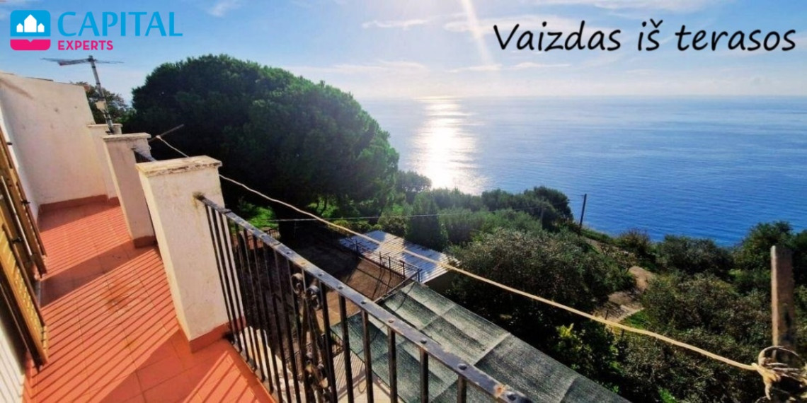   Parduodamas 9 kambarių namas su vaizdu į jūrą, Kalabrija (Pietų Italija)  2