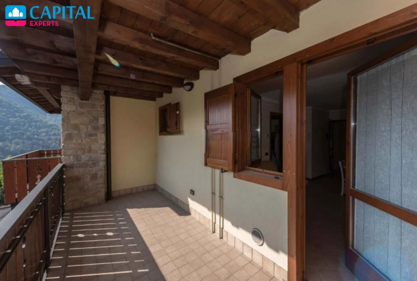  Parduodami 45 kv.m. apartamentai su terasa į kalnus, Lombardija (Šiaurės Italija)  9