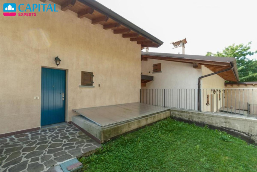 Parduodama vila su vaizdu į ežerą ir kalnus, Lombardija (Šiaurės Italija)  19