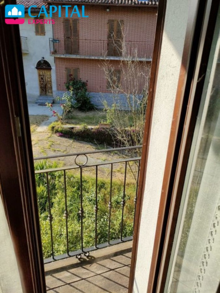 Parduodamas 2 aukštų namas su sodu, Pjemonte (Šiaurės Italija)  12