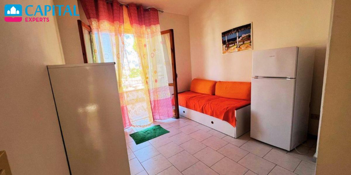  Parduodamas 2 kambarių butas su vaizdu į jūrą, Kalabrijoje (Italija)  10