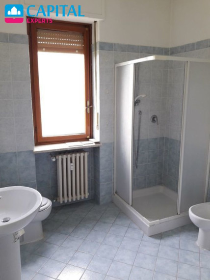 Parduodamas 3 kambarių butas su balkonais, Pjemonte (Šiaurės Italija)  19
