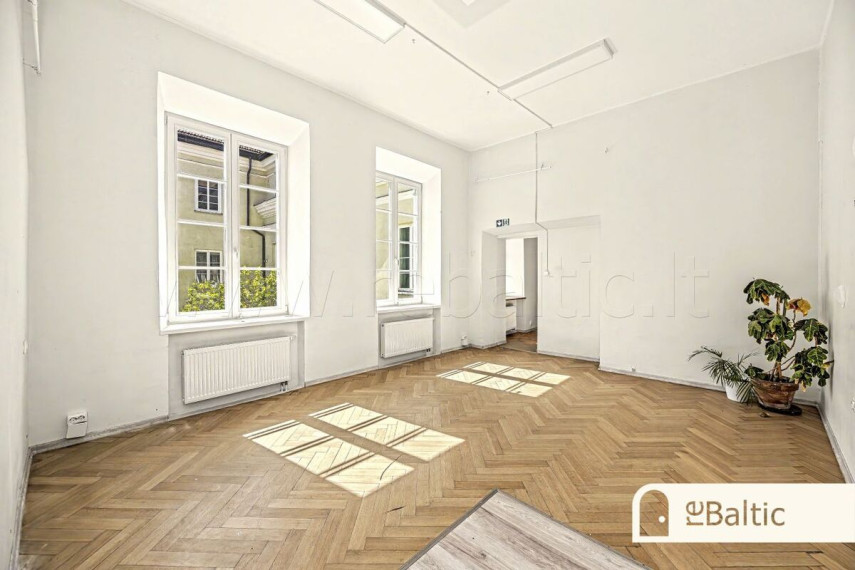Nuomojamos administracinės, paslaugų, prekybos patalpos Pilies g., Vilniaus m., Vilniaus m. sav., 277.62 m2 ploto 1