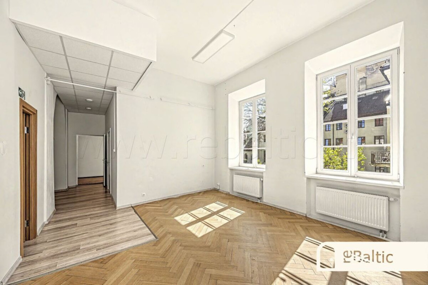 Nuomojamos administracinės, paslaugų, prekybos patalpos Pilies g., Vilniaus m., Vilniaus m. sav., 277.62 m2 ploto 2