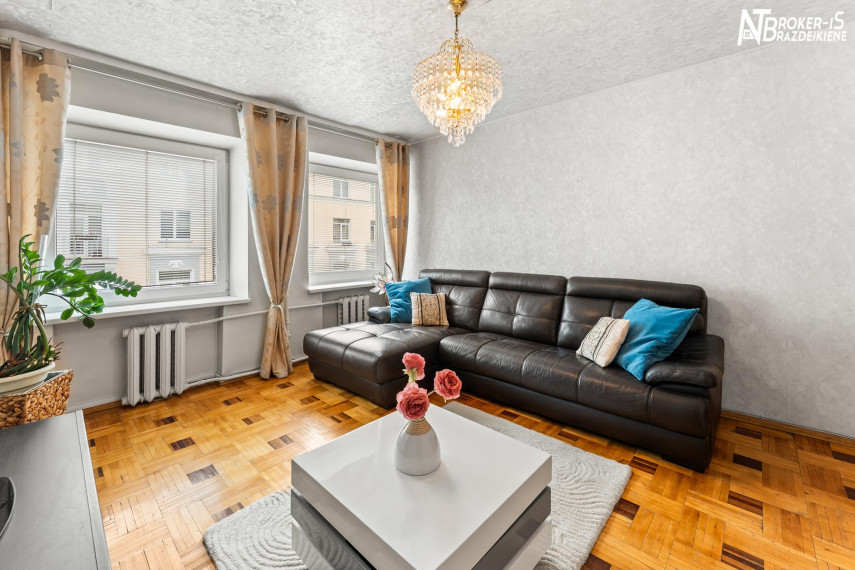 Parduodamas butas Vilniaus g., Centras, Šiaulių m., Šiaulių m. sav., 60.44 m² ploto 2 kambariai 15
