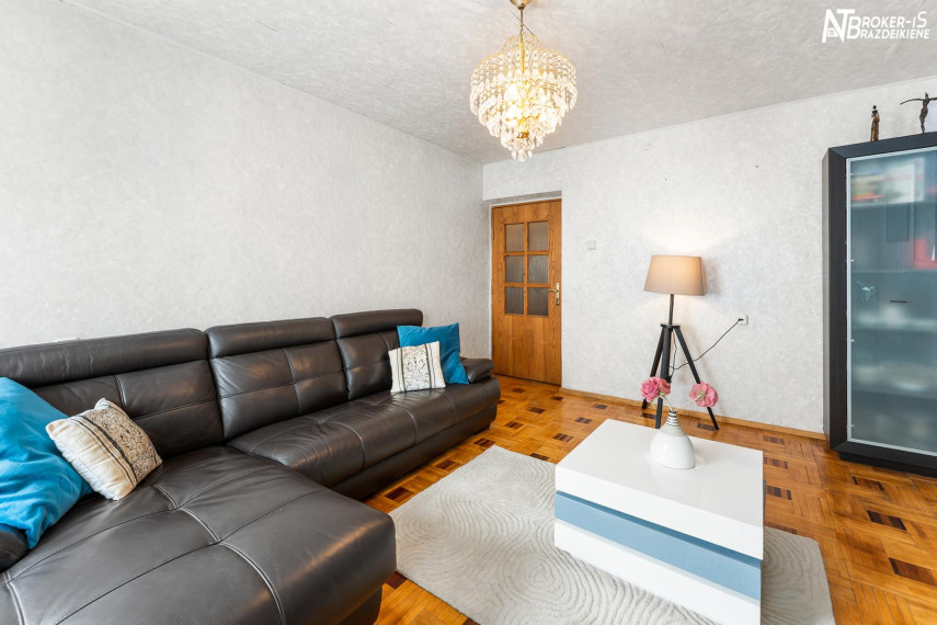 Parduodamas butas Vilniaus g., Centras, Šiaulių m., Šiaulių m. sav., 60.44 m² ploto 2 kambariai 17
