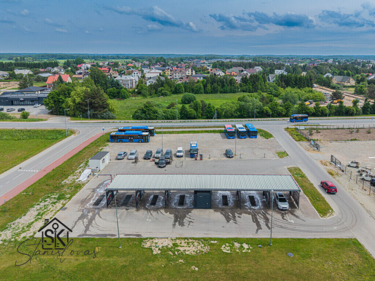 PARDUODAMA PELNINGAI VEIKIANTI SAVITARNOS AUTOMOBILIŲ PLOVYKLA GARGŽDUOSE 23