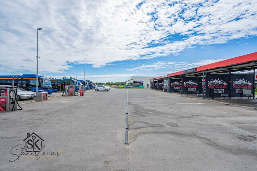 PARDUODAMA PELNINGAI VEIKIANTI SAVITARNOS AUTOMOBILIŲ PLOVYKLA GARGŽDUOSE 30