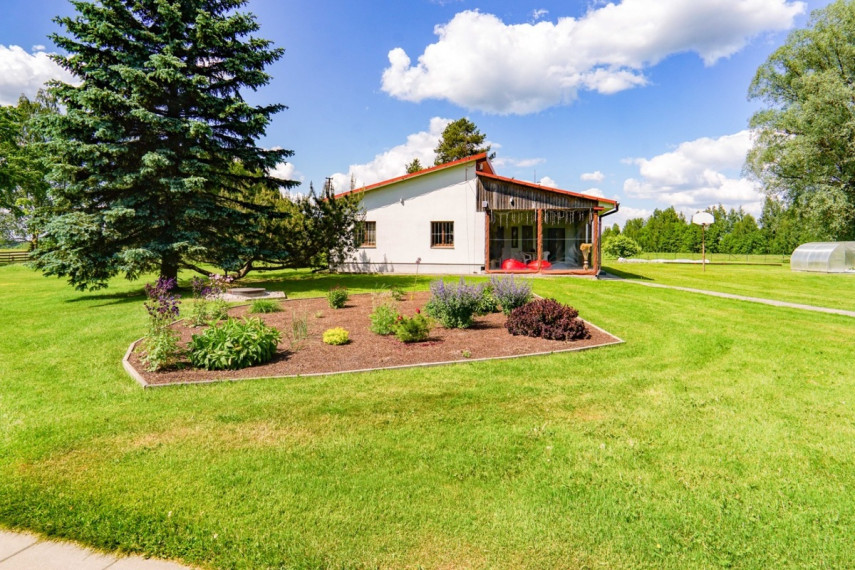 Parduodamas namas Narbutų k., Panevėžio r. sav., 122.32 m2 ploto, 1 aukštai 3