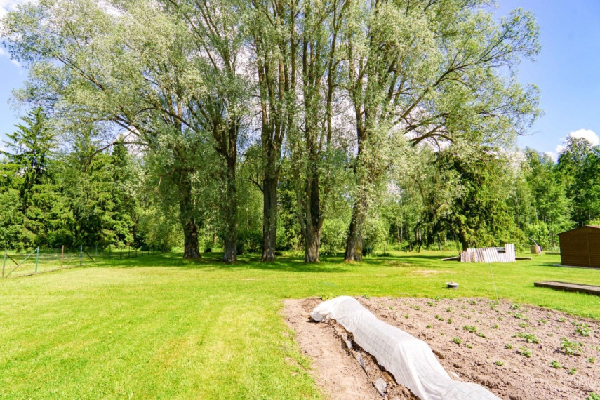 Parduodamas namas Narbutų k., Panevėžio r. sav., 122.32 m2 ploto, 1 aukštai 10