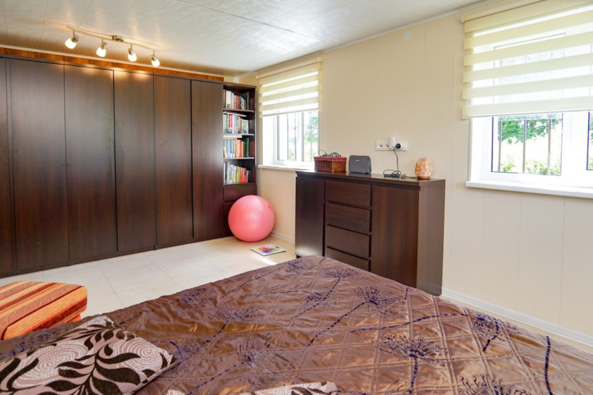 Parduodamas namas Narbutų k., Panevėžio r. sav., 122.32 m2 ploto, 1 aukštai 35