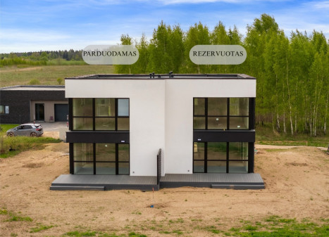 Parduodamas namas Lengvenio g., Vilniaus m., Vilniaus m. sav., 135 m2 ploto, 2 aukštai Parduodamas namas Lengvenio g., Vilniaus m., Vilniaus m. sav., 135 m2 ploto, 2 aukštai