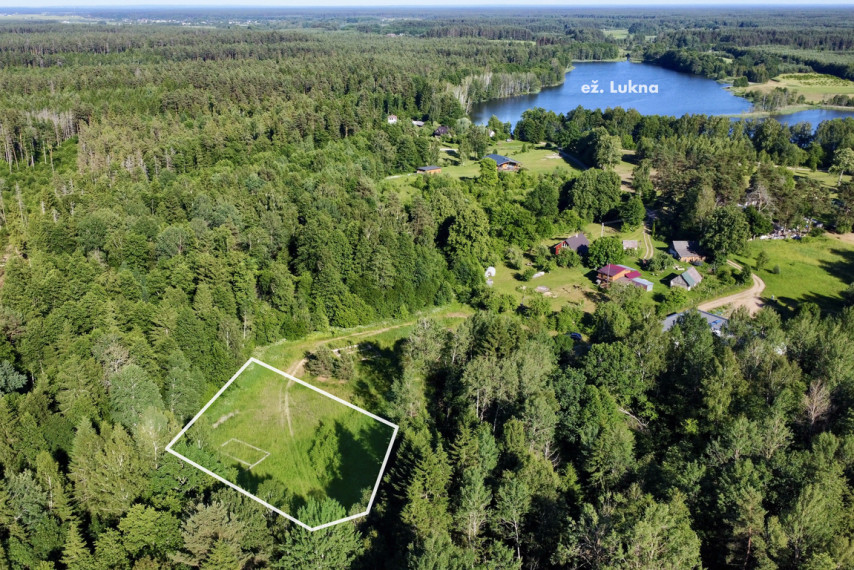 20 arų sklypo dalis su pamatais Trakų r., Vištelionių k. 2