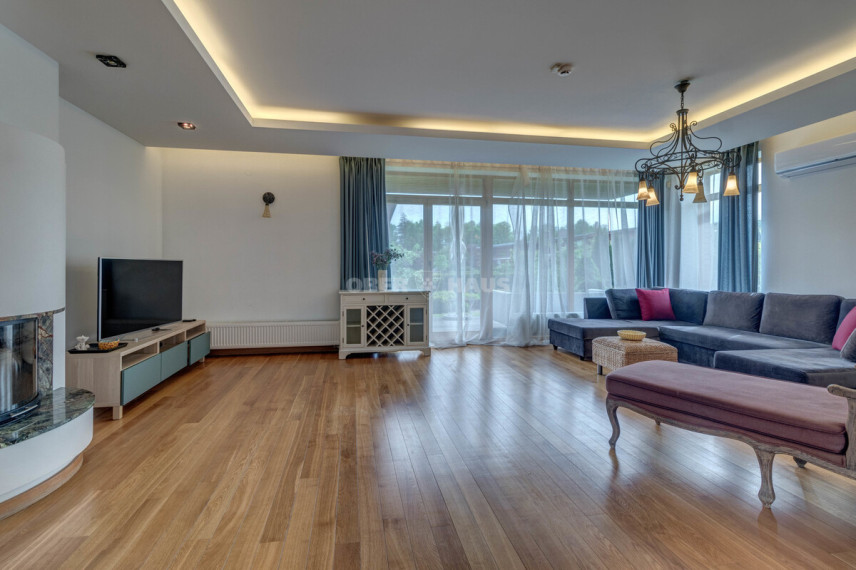 Nuomojamas namas Svajos g., Pavilnys, Vilniaus m., Vilniaus m. sav., 205 m2 ploto, 2 aukštai 1