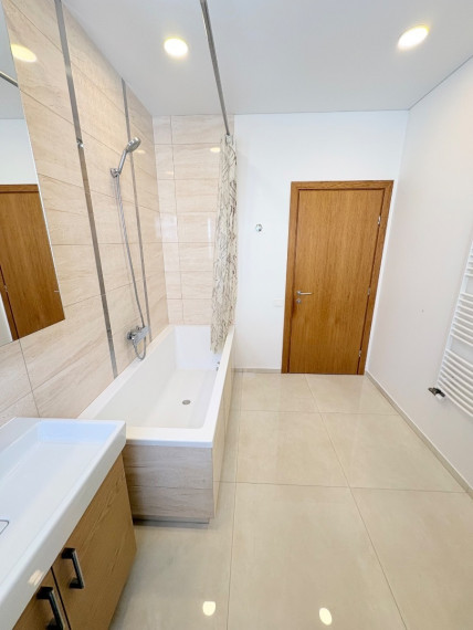 Parduodamas namas Suopių g., Žemaitkiemio k., Kauno r. sav., 120 m2 ploto, 2 aukštai 32