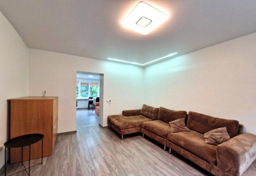 Parduodamas butas Dubingių mstl., Molėtų r. sav., 41 m² ploto 1 kambarys 1