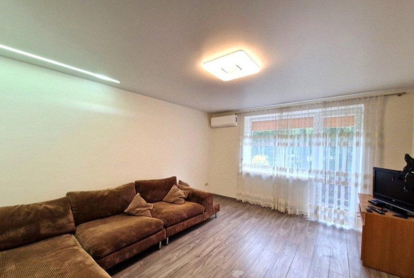 Parduodamas butas Dubingių mstl., Molėtų r. sav., 41 m² ploto 1 kambarys 2