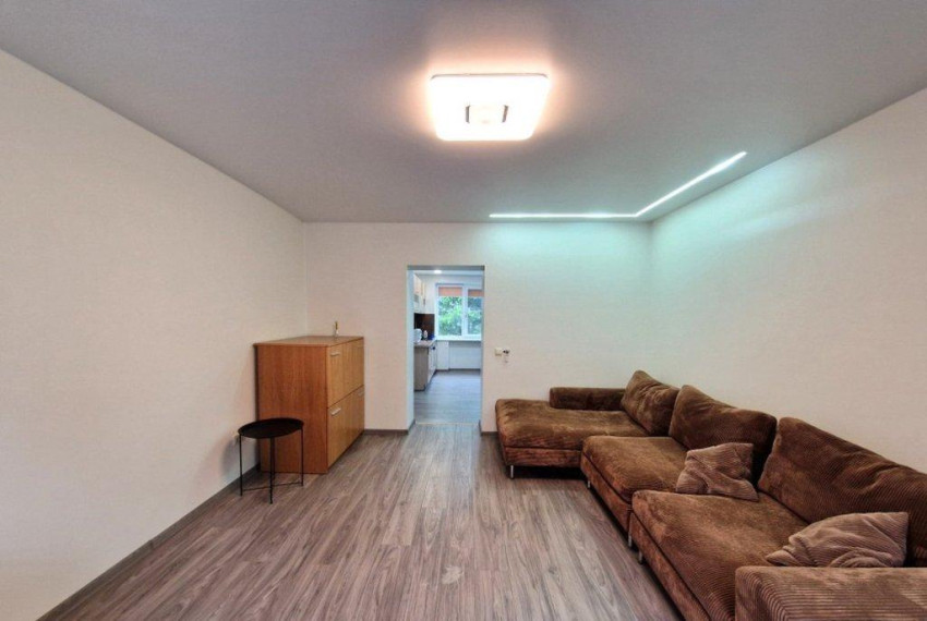 Parduodamas butas Dubingių mstl., Molėtų r. sav., 41 m² ploto 1 kambarys 3