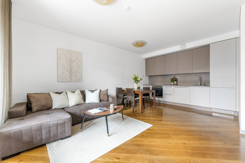 Parduodamas butas Vytauto Žalakevičiaus g., Vilniaus m., Vilniaus m. sav., 50.52 m2 ploto, 2 kambariai 7