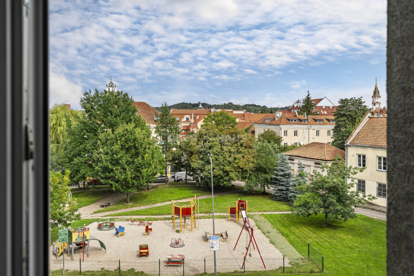 Parduodamas butas Vokiečių g., Senamiestis, Vilniaus m., Vilniaus m. sav., 72.69 m2 ploto, 3 kambariai 6
