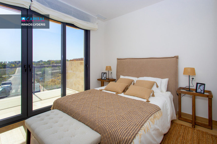 Parduodamas namas Calle E Sector Ubz-6 13 , 171.00 kv.m ploto,  Floors 10